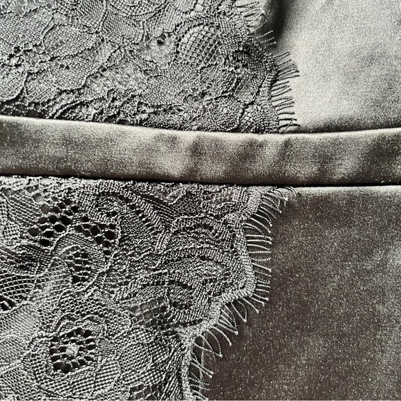 Guess Sweetheart Satin Black Cocktail Dress Eyelash Lace Overlay Evening Sz 4 - Picture 11 of 16